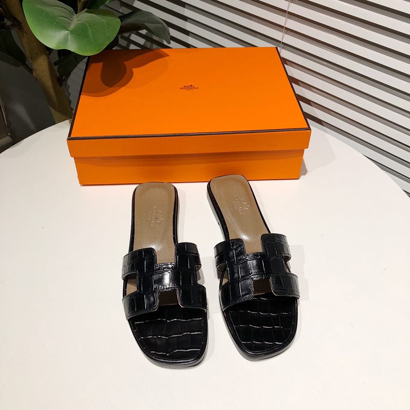 Hermes Slippers